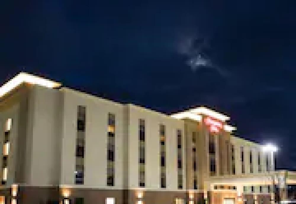 Hampton Inn & Suites Big Rapids, Mi Екстер'єр фото