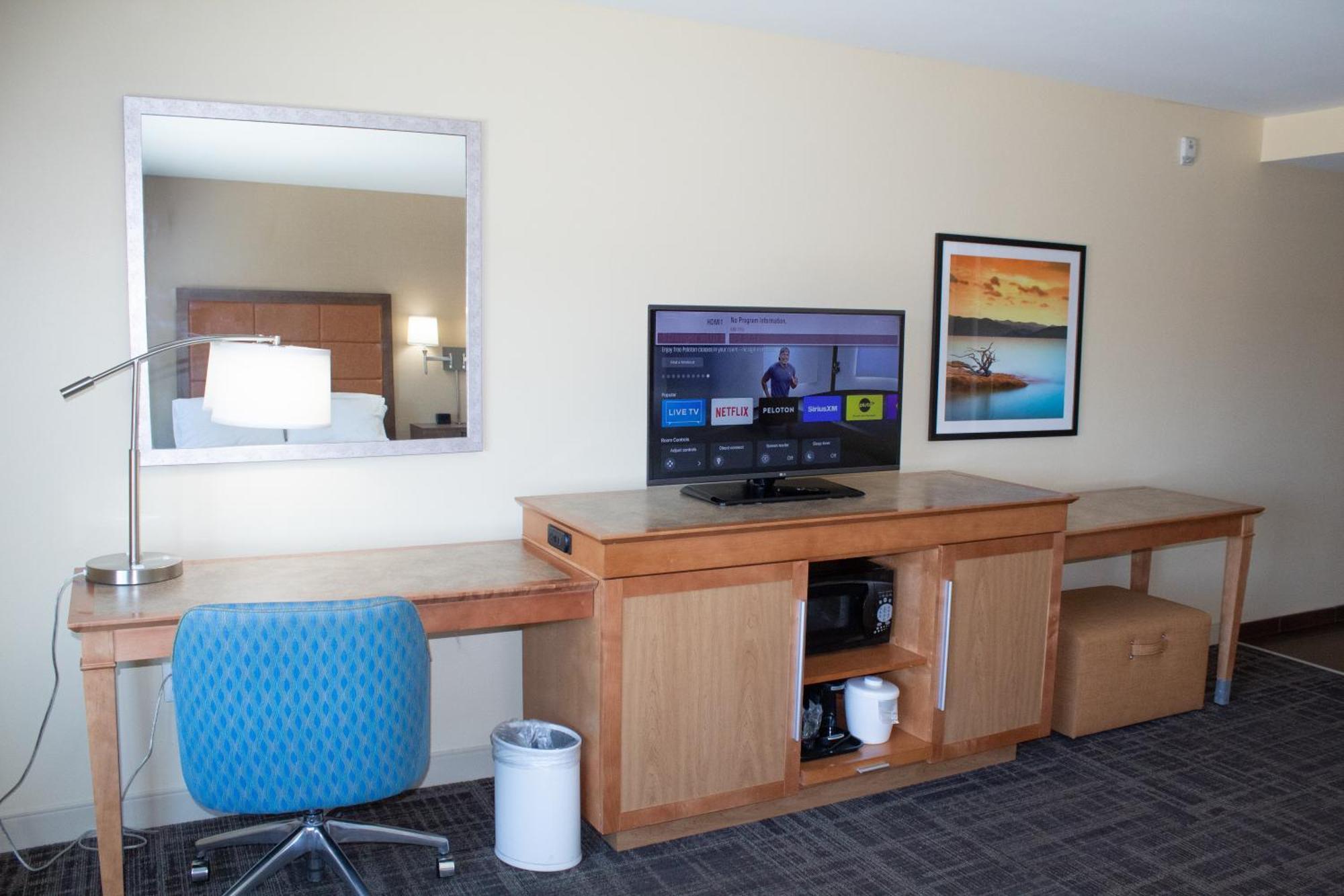 Hampton Inn & Suites Big Rapids, Mi Екстер'єр фото