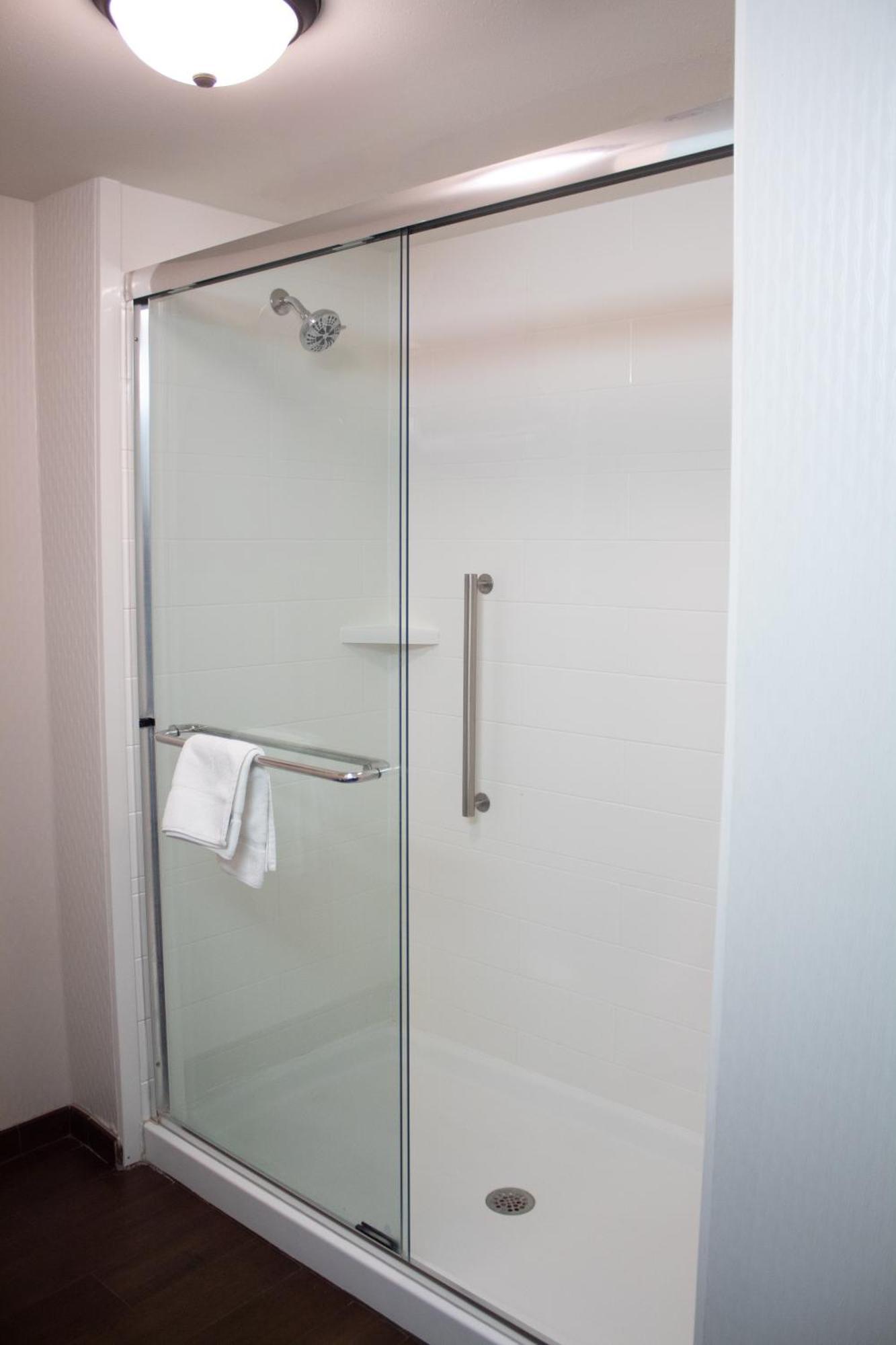 Hampton Inn & Suites Big Rapids, Mi Екстер'єр фото