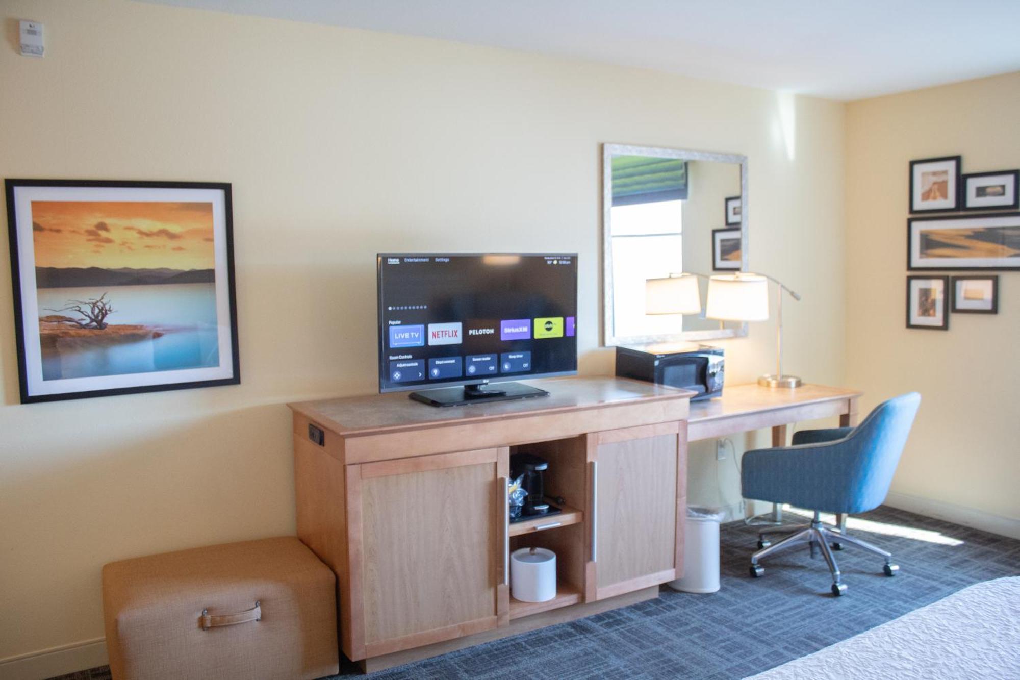 Hampton Inn & Suites Big Rapids, Mi Екстер'єр фото