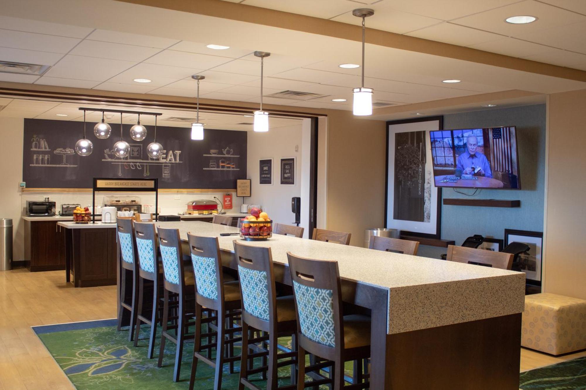 Hampton Inn & Suites Big Rapids, Mi Екстер'єр фото